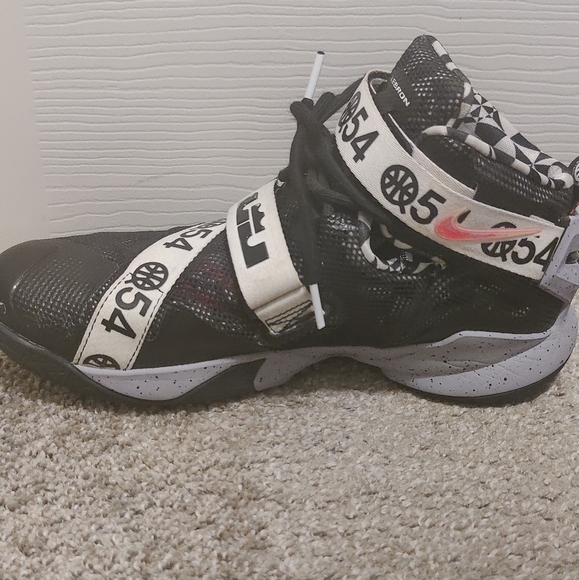 Nike zoom soldier 9 Quai 54 basketball shoes - Picture 3 of 6